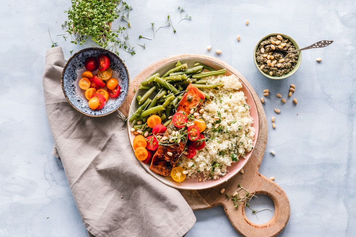 Süßkartoffel-Buddha-Bowl mit Kichererbsen